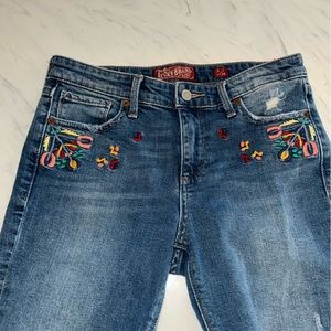 Lucky brand ava skinny jeans 2 26 blue Floral embroidered
